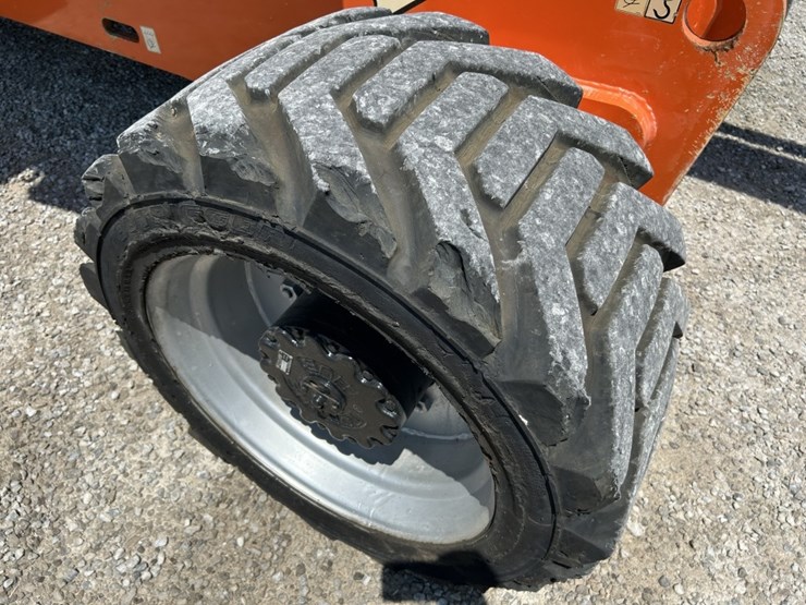 2008-jlg-800a-image-56