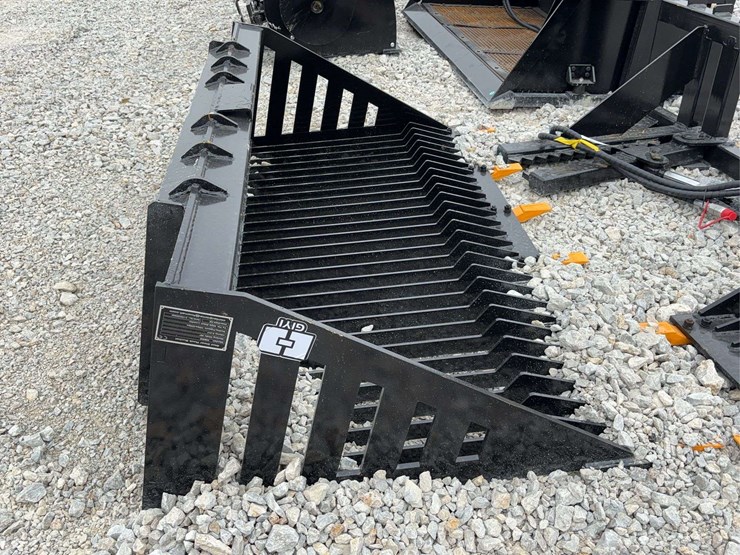 skid-steer-rock-bucket-image-5