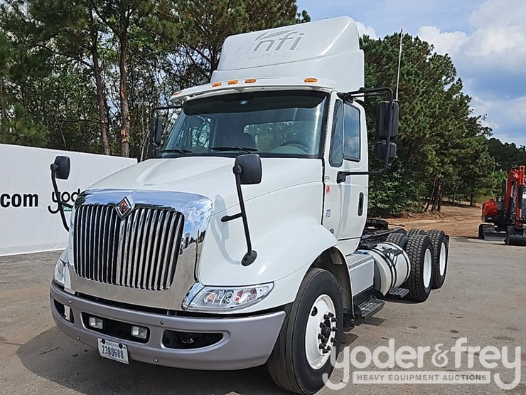 2017-international-8600-image-13