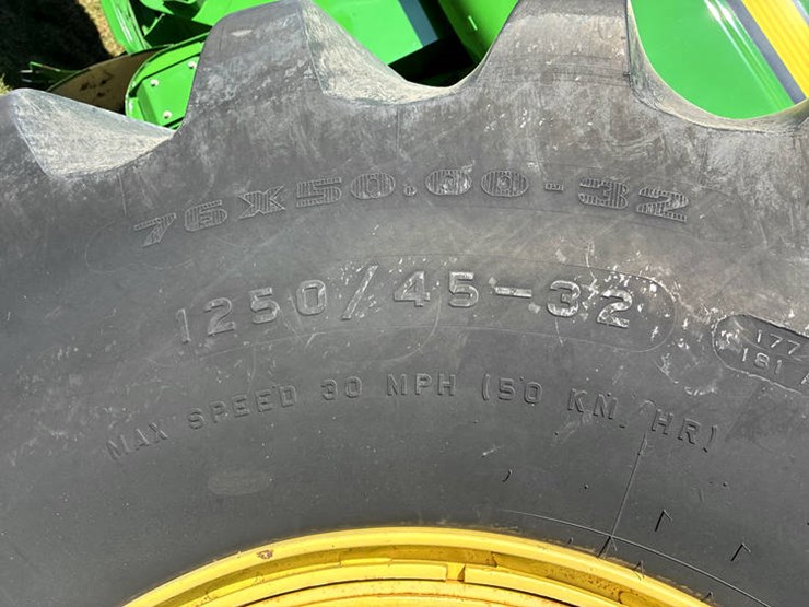 2010-john-deere-2010-image-41