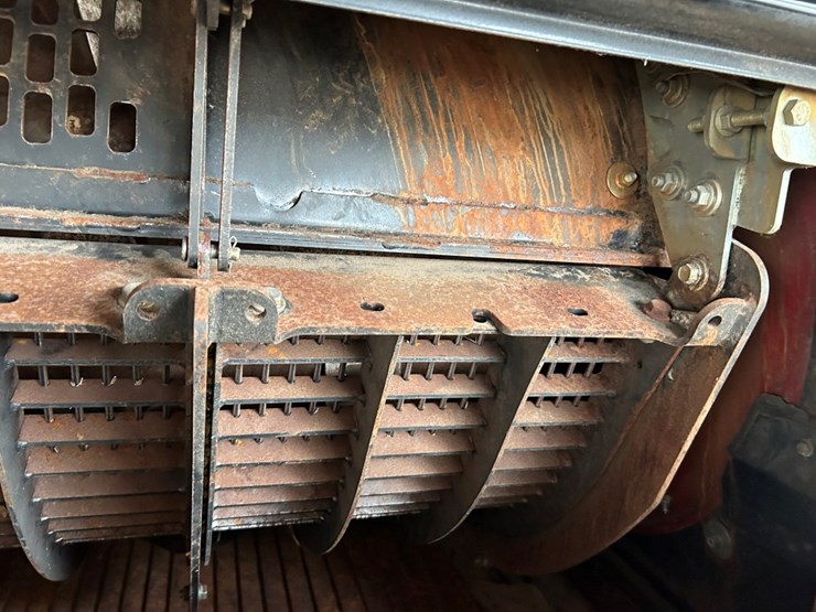 2019-case-ih-8250-image-104