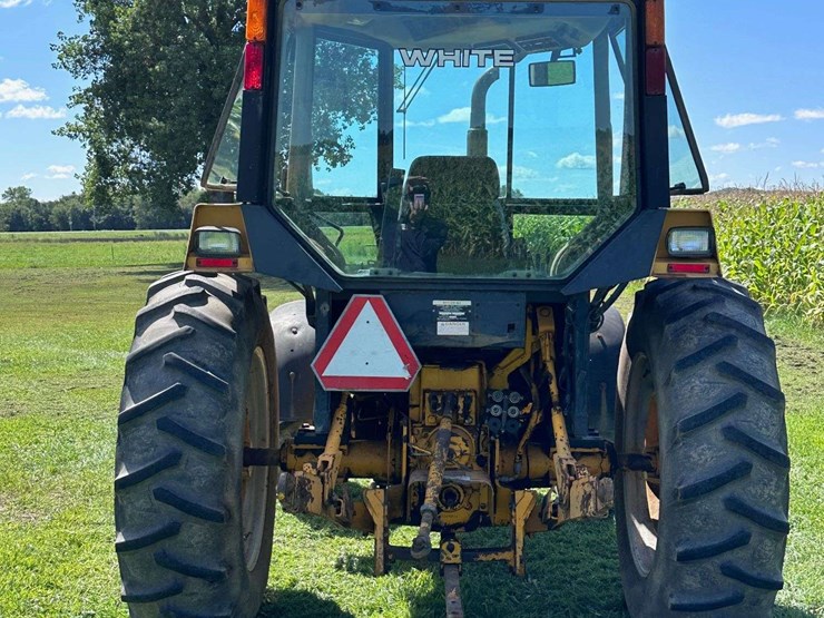 white-american-80-image-22