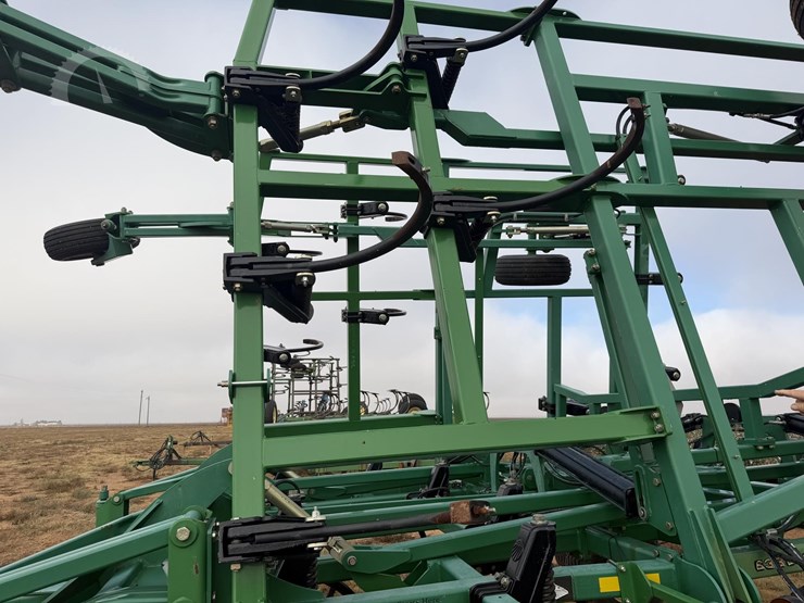 great-plains-6330uc-image-15