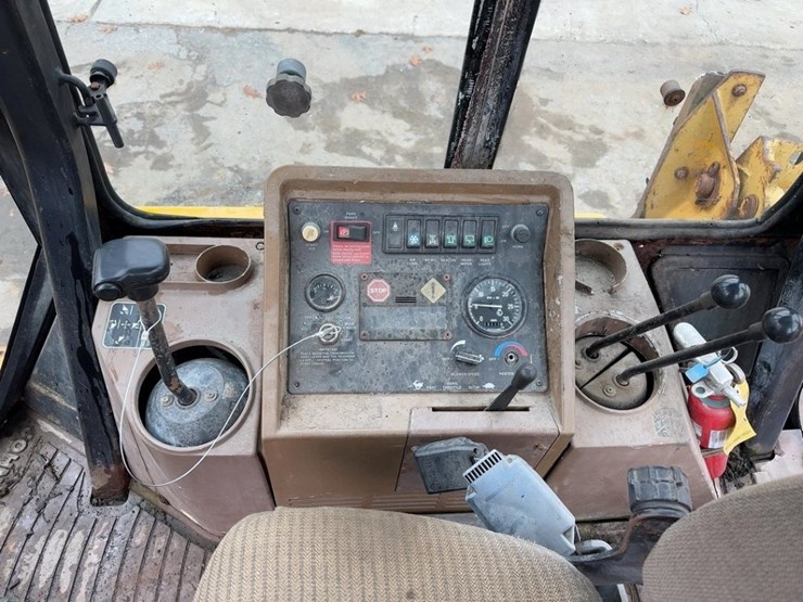 1992-john-deere-310d-image-26