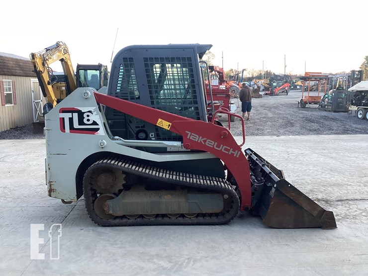 2016-takeuchi-tl8-image-5