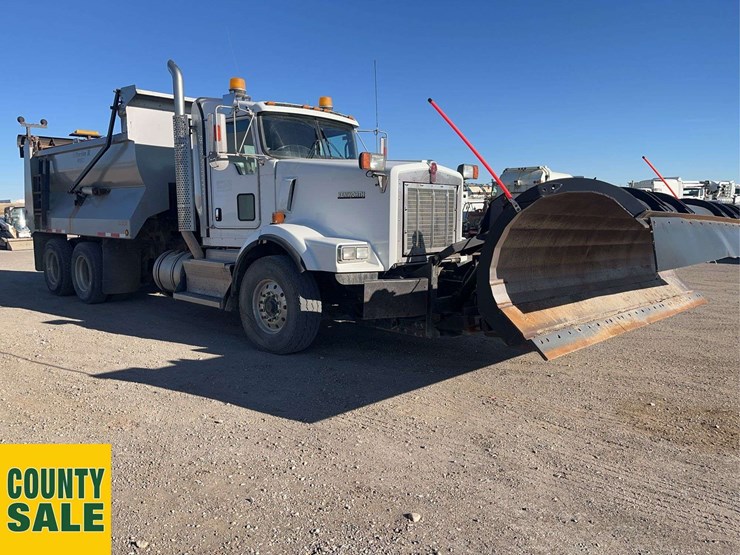 2016-kenworth-t800-image-6