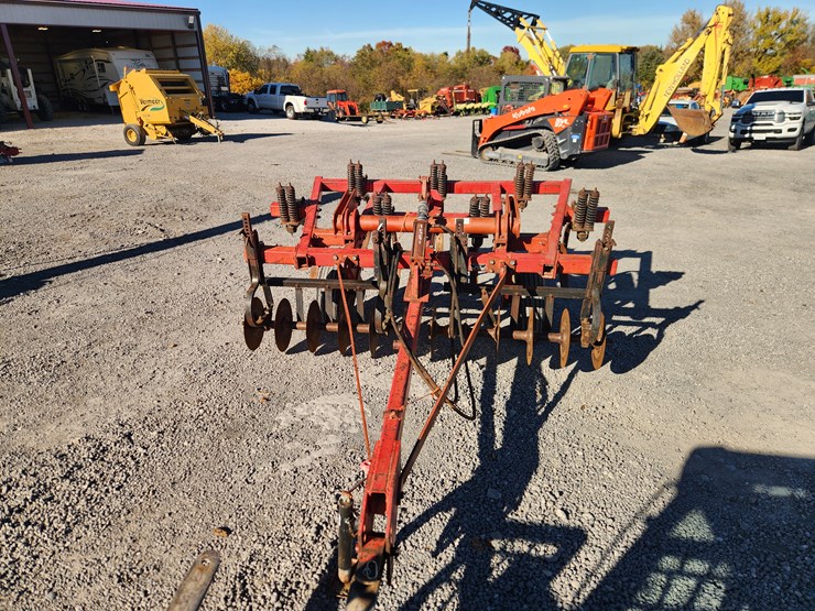 massey-ferguson-740-image-2