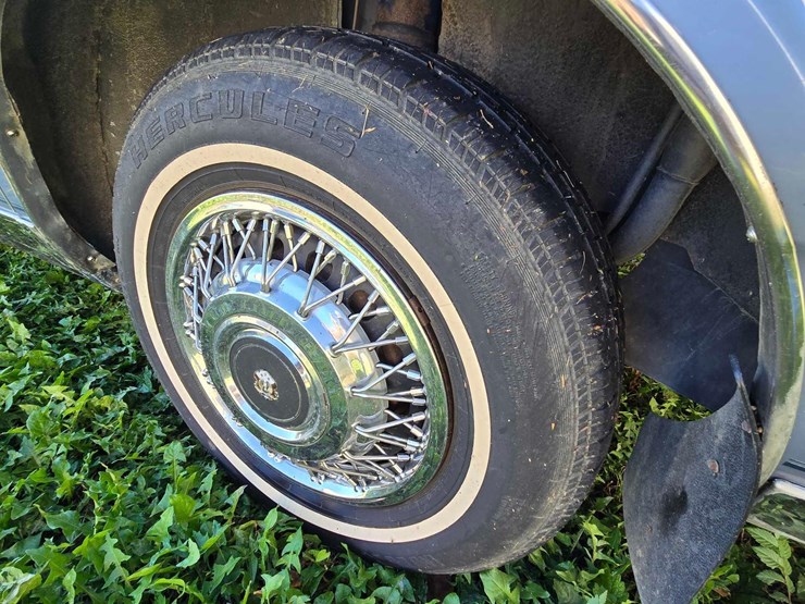 1985-oldsmobile-ninety-eight-regency-image-33