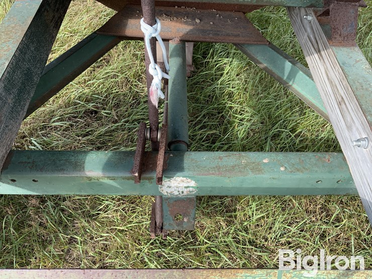 bushnell-gravity-wagon-image-18