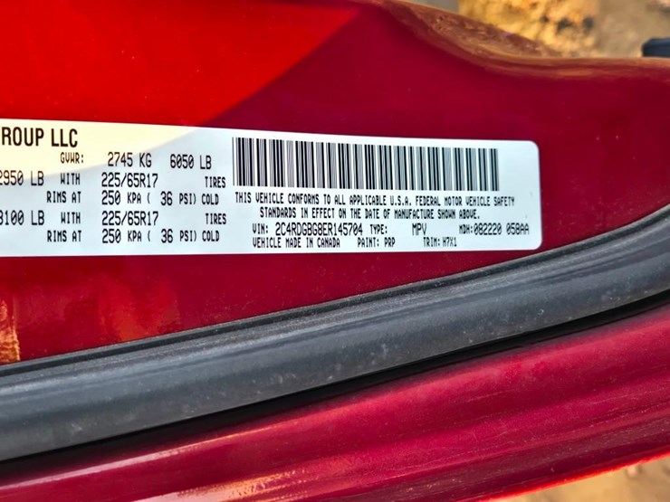 2014-dodge-grand-caravan-se-image-3