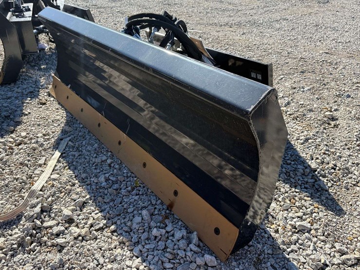 2025-wolverine-swdb-11-84w-6-way-skid-steer-dozer-blade-image-10