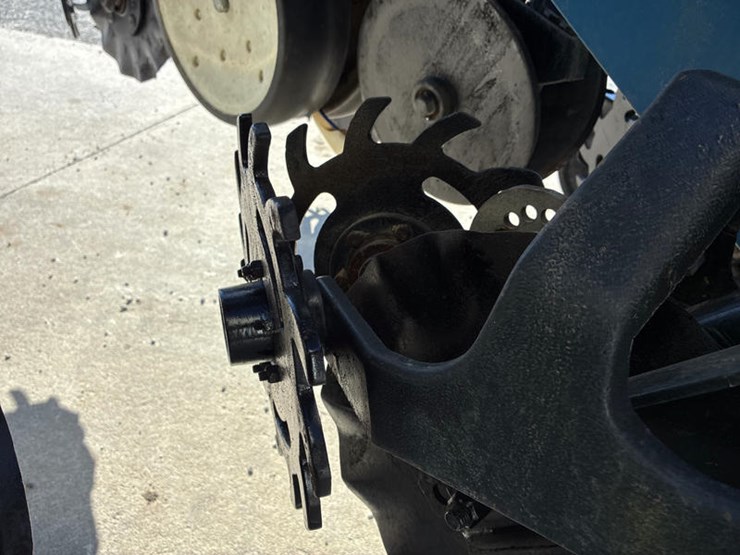 2014-kinze-3000-image-41