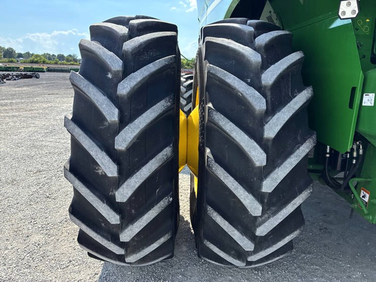 2023-john-deere-s780-image-45