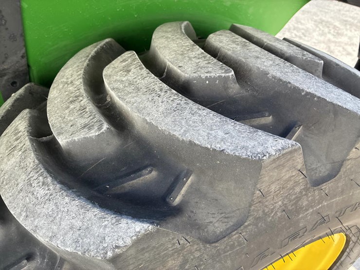 2018-john-deere-3038e-image-34