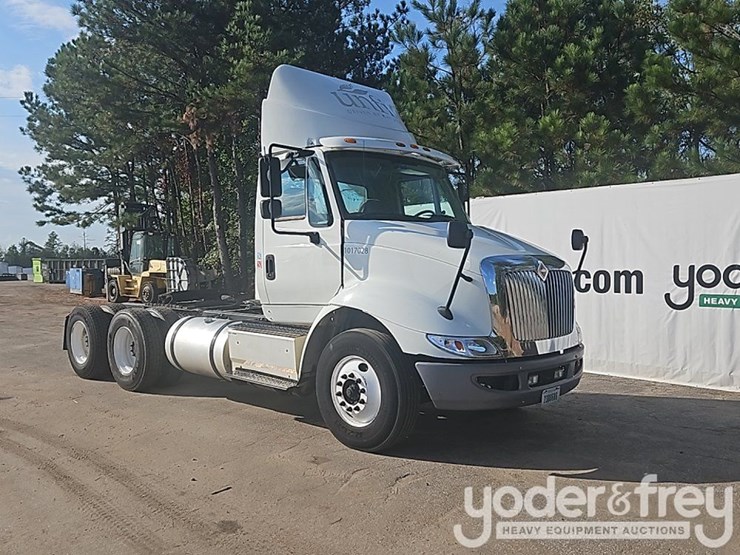 2017-international-8600-image-7