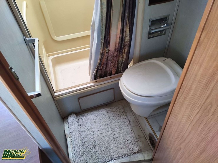 1996-chevrolet-p30-image-54