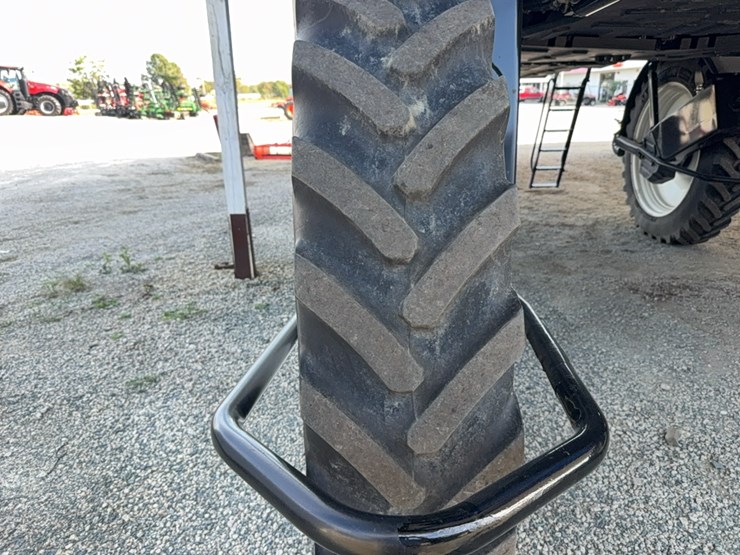 2023-new-holland-sp.310f-image-60