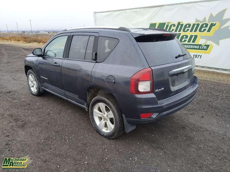 2014-jeep-compass-image-3