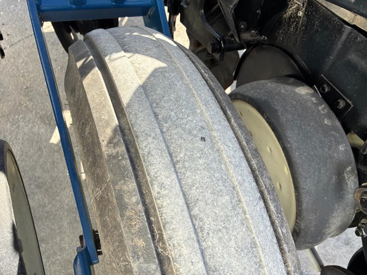 2014-kinze-3000-image-47