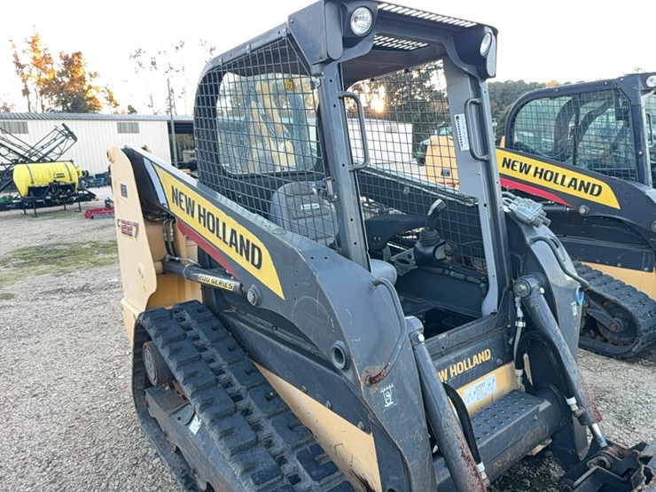 new-holland-c227-image-8