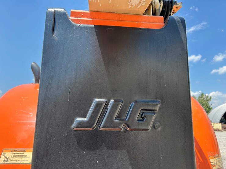 2008-jlg-800a-image-35