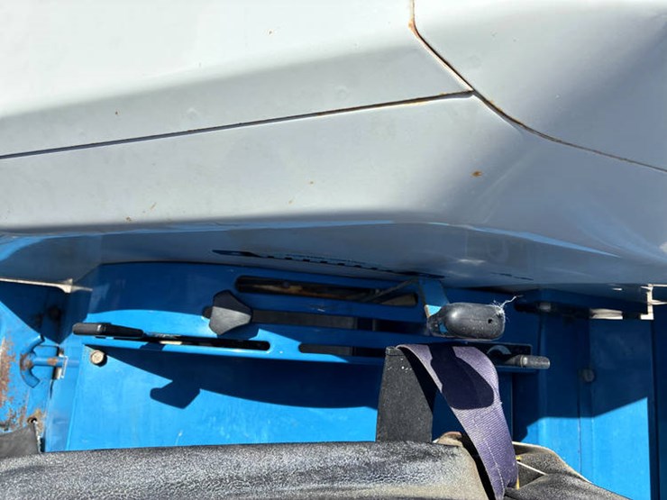 new-holland-2120-image-84