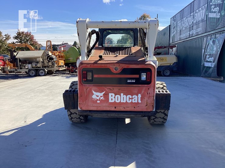 2012-bobcat-s850-image-3