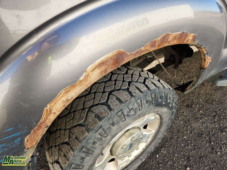 2011-ford-f250-image-43