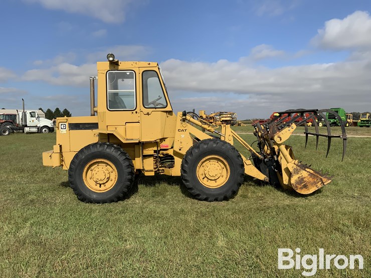 1981-caterpillar-910-image-4