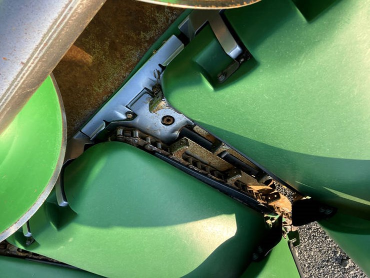 2013-john-deere-608c-image-4