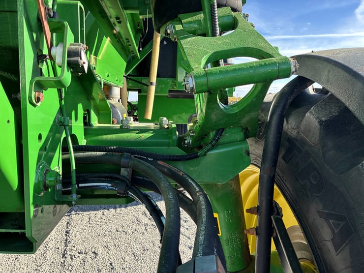 2014-john-deere-4830-image-63