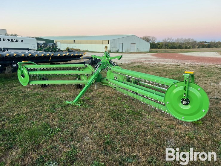 2022-samasz-twist-600p-front-mount-basket-rake-image-12