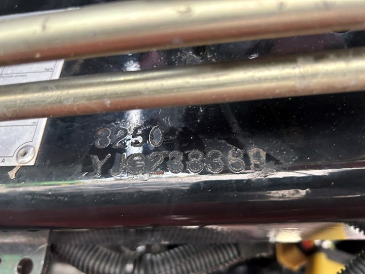 2019-case-ih-8250-image-60