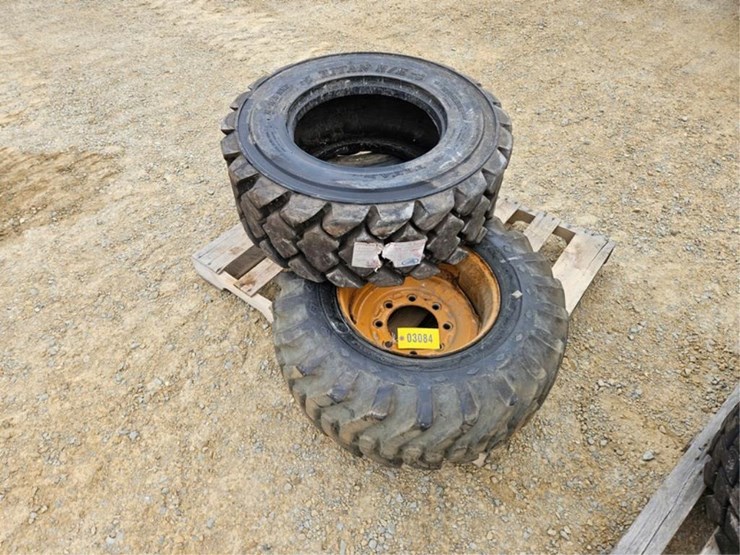 #3084-•-(3)-12-16.5tires-image-2