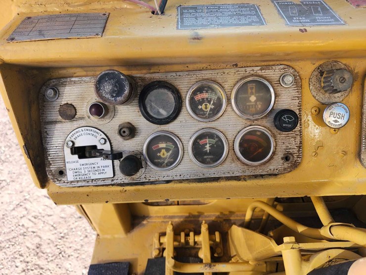 1980-caterpillar-627b-push-pull-scraper-image-58