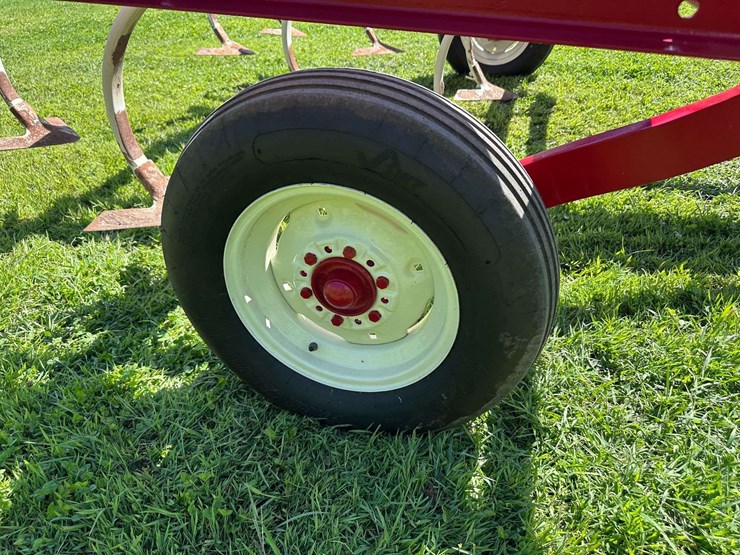 cockshutt-model-247-ripper-image-12