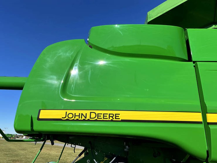 2010-john-deere-2010-image-18