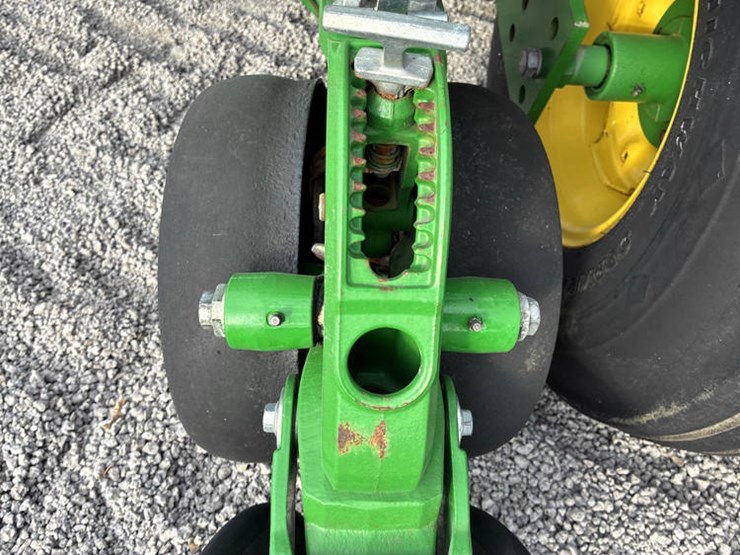 2018-john-deere-1795-image-26