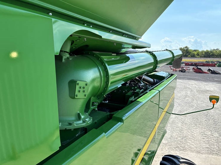 2023-john-deere-s780-image-110