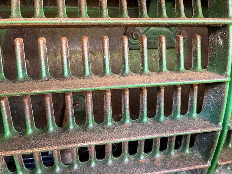 2010-john-deere-2010-image-74