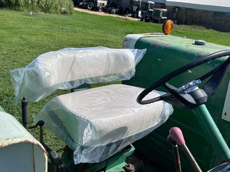 1950-oliver-1950-image-39