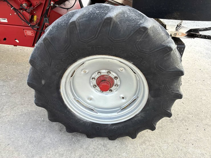 1990-case-ih-1660-image-43