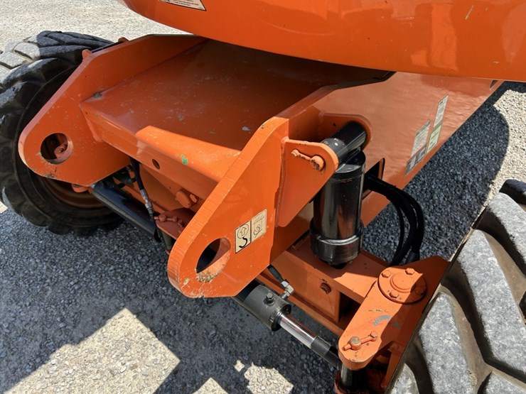 2008-jlg-800a-image-45