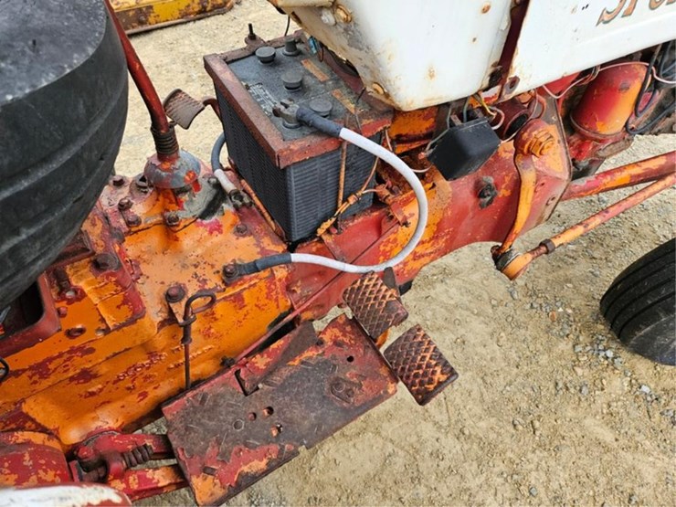 #3097-•-ih-wd4-tractor-image-21