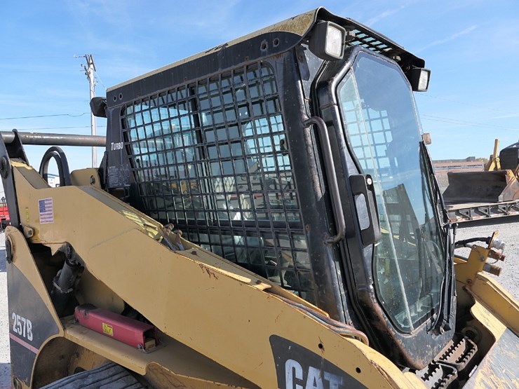 caterpillar-257b-image-19