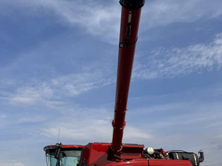2023-case-ih-8250-image-97