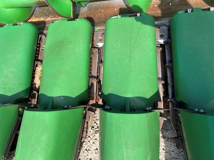 2021-john-deere-c18f-image-20