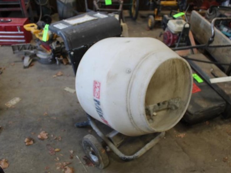 mq-mix-n-go-cement-mixer-image-2