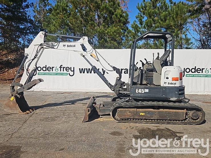 2017-bobcat-e45-image-3