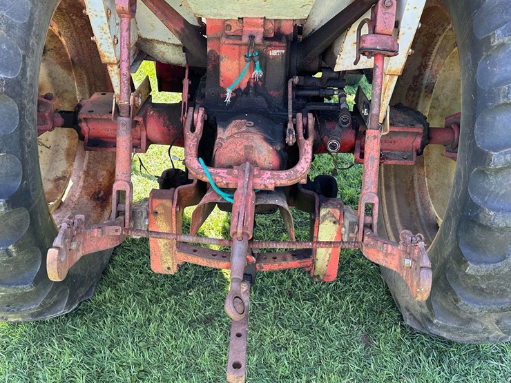 cockshutt-1550-image-32